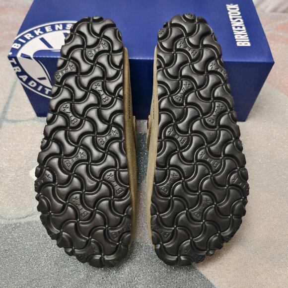 NWT Fresh Women's Taupe Suede Birkenstock Boston Shoes - Narrow Fit - Picture 3 of 5